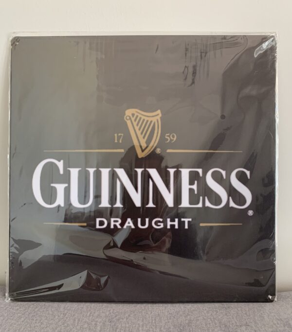 Metallist seinapilt Guinness